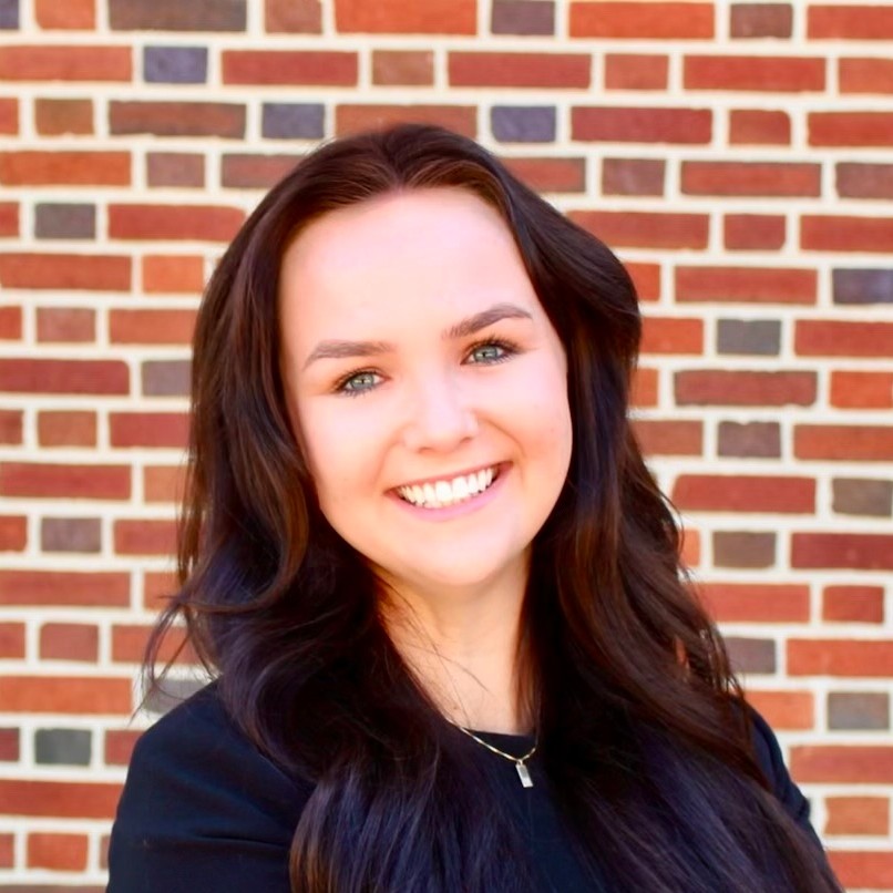 Headshot of Olivia White